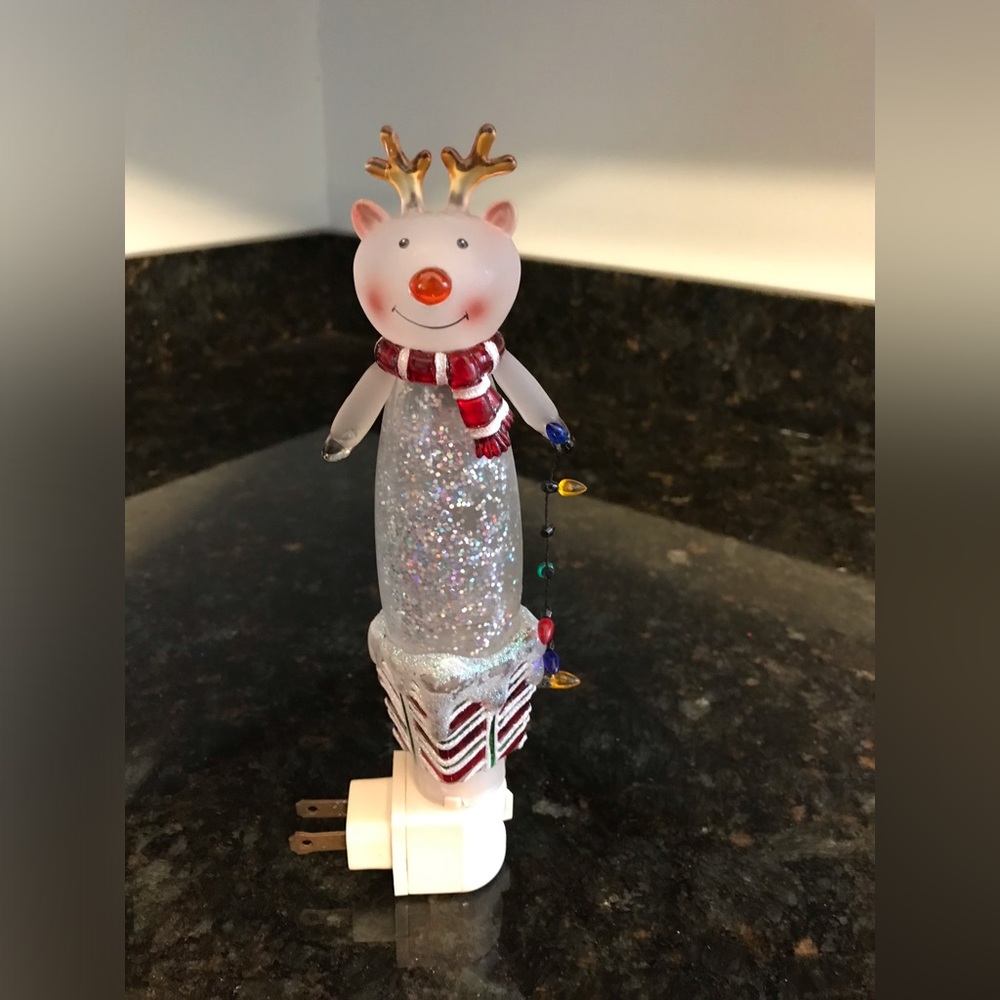 Vintage Christmas Snowman Snow Globe -  Working Night Light